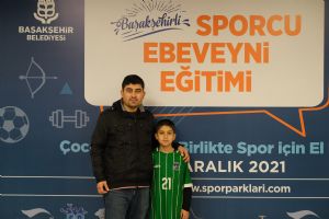 Ailelere Ynelik Sporcu Ebeveyni Eitimi Yapld